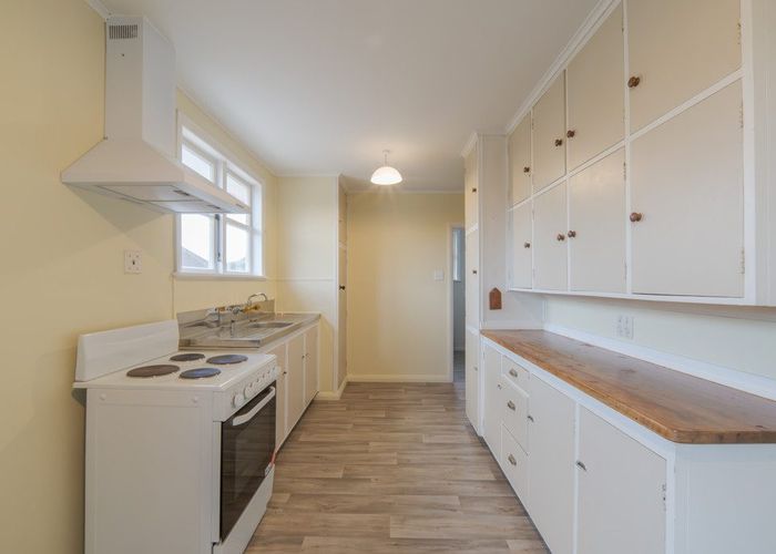  at 1/8 McPherson Place, Fairfield, Hamilton, Waikato