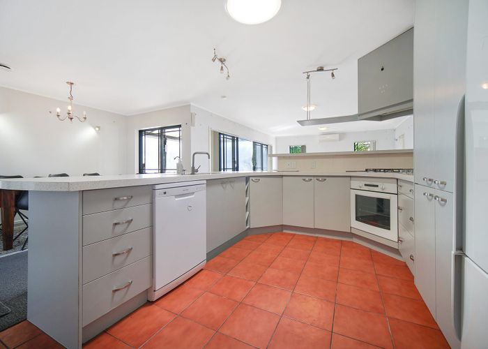  at 14 Waimoko Glen, Swanson, Auckland
