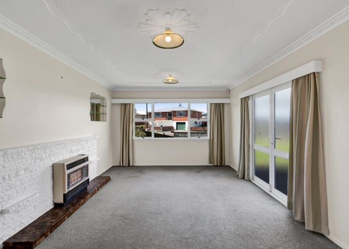 at 3 Rospeath Crescent, Spotswood, New Plymouth