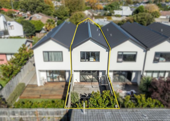  at 2/129 Brougham Street, Addington, Christchurch City, Canterbury