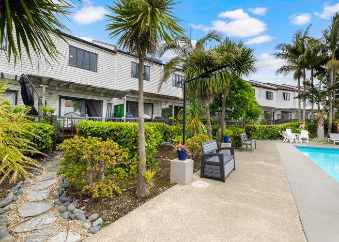  at 3/21 Armoy Drive, East Tamaki, Manukau City, Auckland