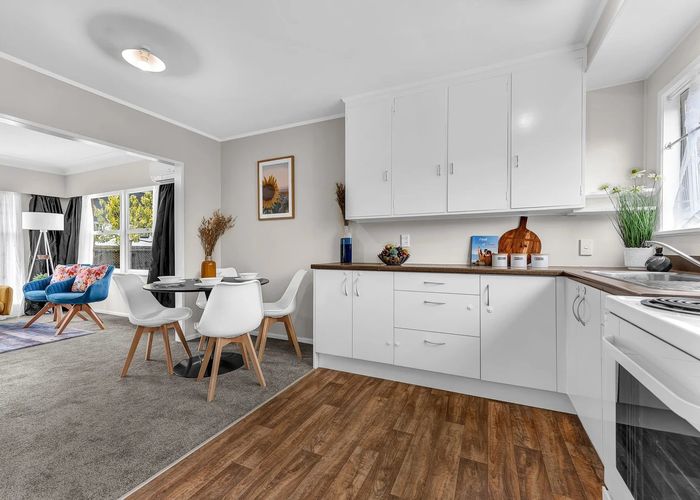  at 2/54 East Street, Papakura, Auckland