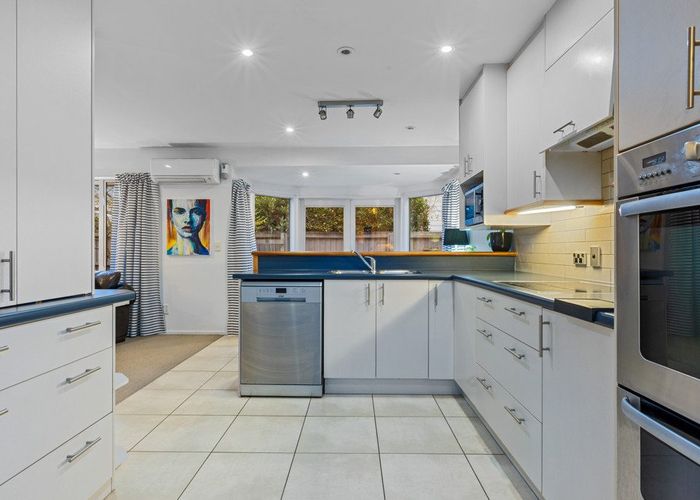  at 2 Lewisham Park, St. Albans, Christchurch City, Canterbury