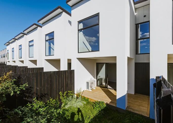  at 64 Tukari Lane, Mangere Bridge, Manukau City, Auckland