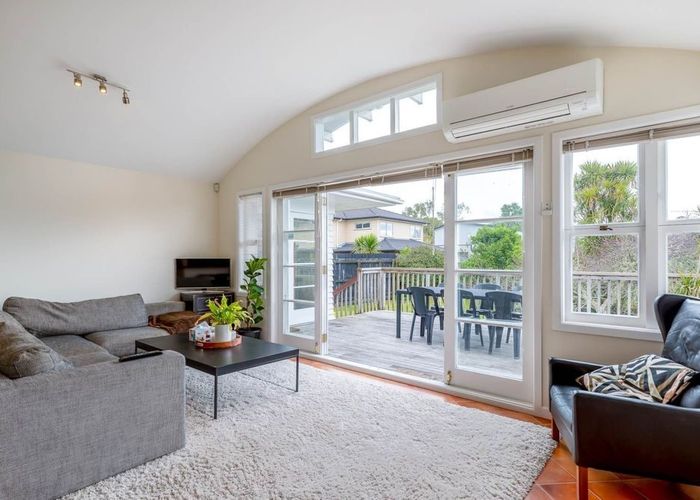  at 18 Lisburn, Glendowie, Auckland City, Auckland