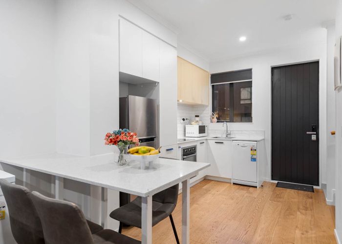  at 83  Waipuhinui Way, Wiri, Manukau City, Auckland