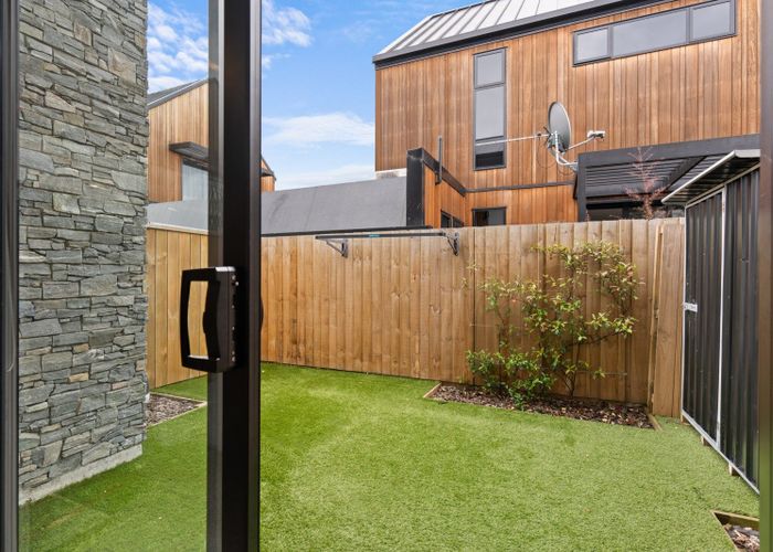  at 2/41 Gracefield Avenue, City Centre, Christchurch City, Canterbury