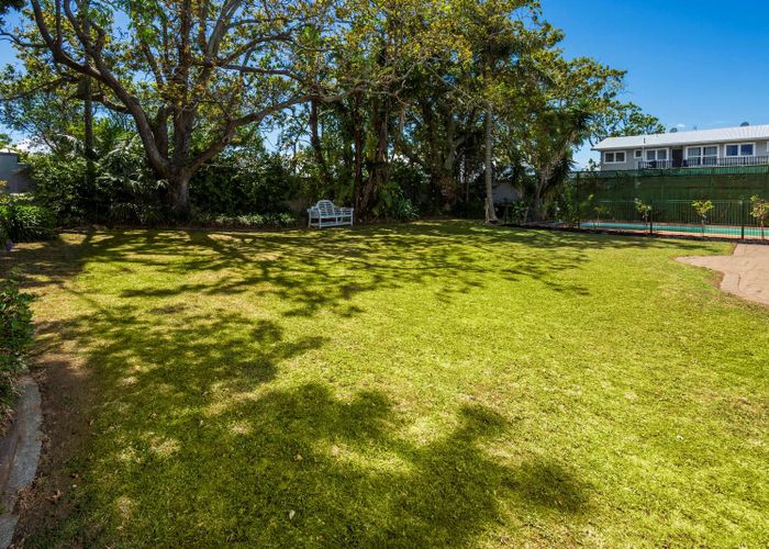  at 2 Minnehaha Avenue, Takapuna, Auckland