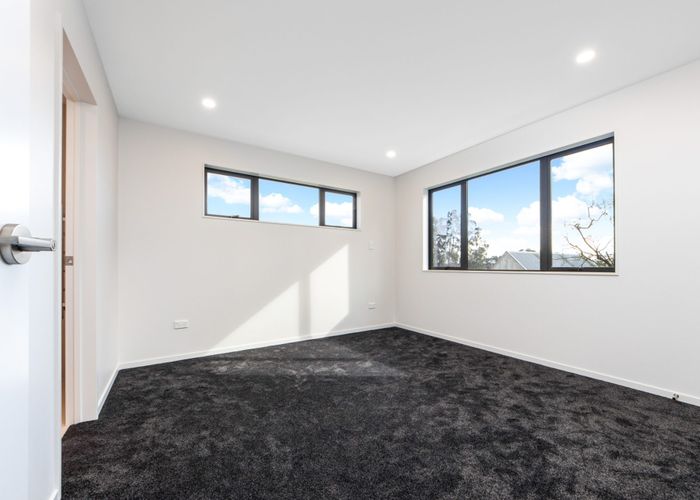  at 33 Whiteywood Street, Westgate, Waitakere City, Auckland
