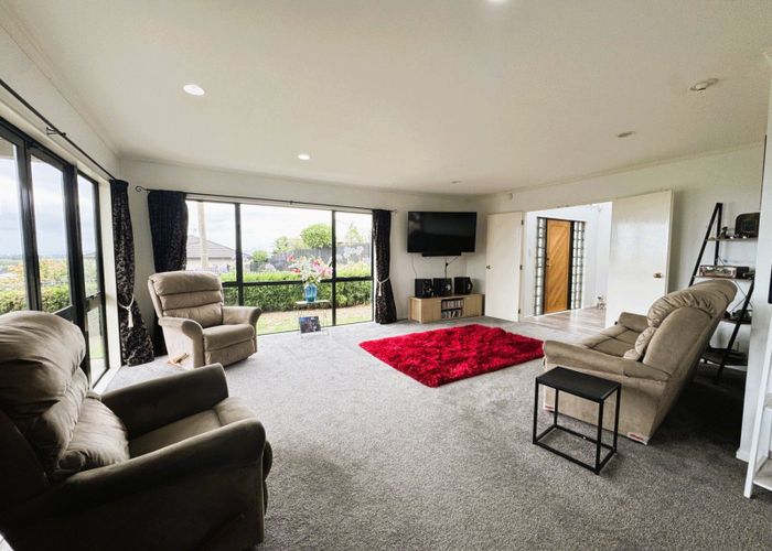  at 84 Churchill Drive, Taradale, Napier, Hawke's Bay