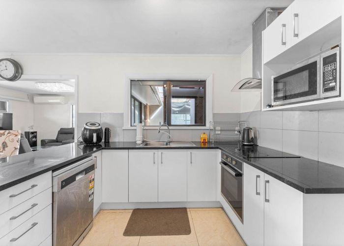  at 12 Browning Street, Manurewa, Manukau City, Auckland