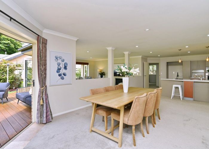  at 10 Woodhurst Drive, Casebrook, Christchurch