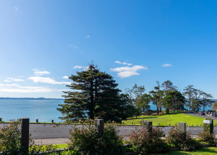  at 79 Marine Parade, Mellons Bay, Auckland
