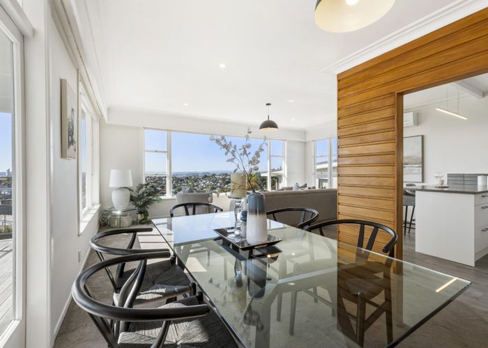  at 21 Speedy Crescent, Hillcrest, North Shore City, Auckland