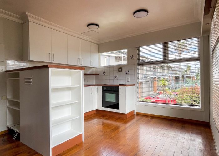  at 12/2 Westwood Terrace, Saint Marys Bay, Auckland City, Auckland