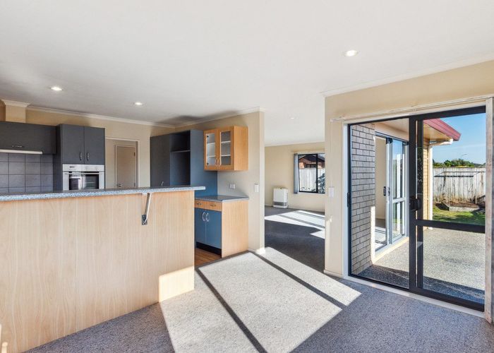  at 32 Monarch Place, Paraparaumu Beach, Paraparaumu