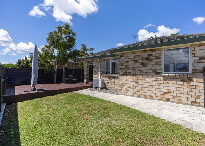  at 5 Frederick Reece Drive, The Gardens, Auckland