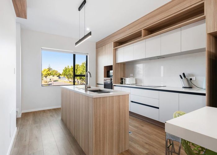  at 6/1B Egremont Street, Belmont, North Shore City, Auckland