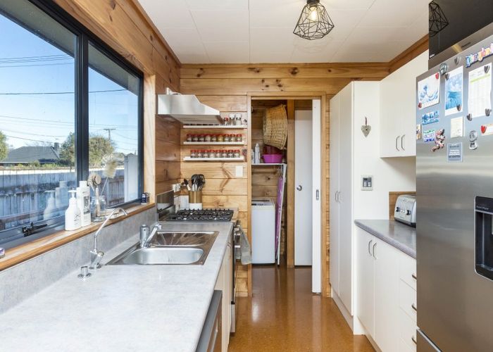  at 3 Hazel Street, Ebdentown, Upper Hutt