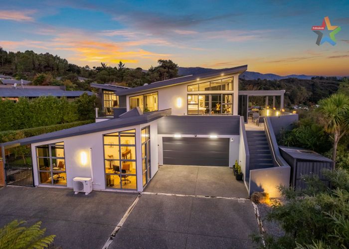  at 22 Mt Marua Drive, Timberlea, Upper Hutt, Wellington