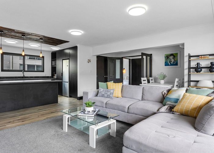  at 1/90 Springfield Rd, Merivale, Christchurch City, Canterbury
