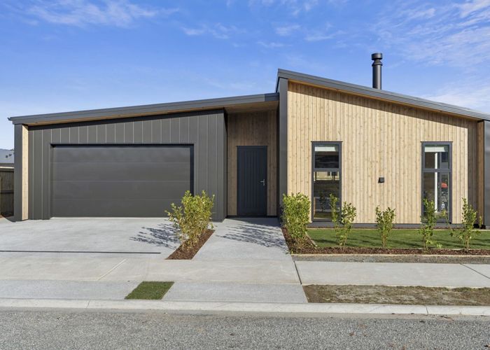  at 6 Moonstone Street, Albert Town, Wanaka, Otago