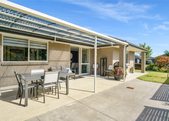  at 12 Vos Close, Papamoa Beach, Papamoa