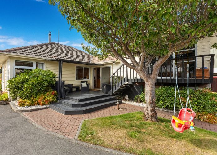  at 213 Bower Avenue, North New Brighton, Christchurch City, Canterbury