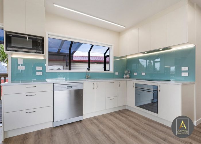  at 15 Maioro Street, New Windsor, Auckland City, Auckland