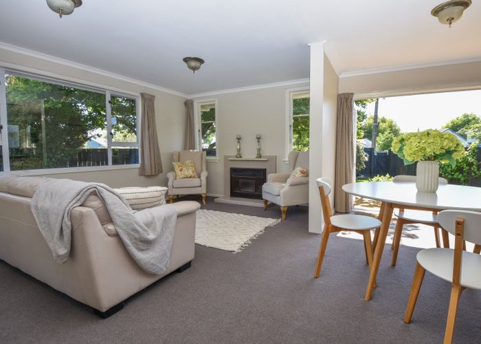  at 89 Victoria Street, Carterton