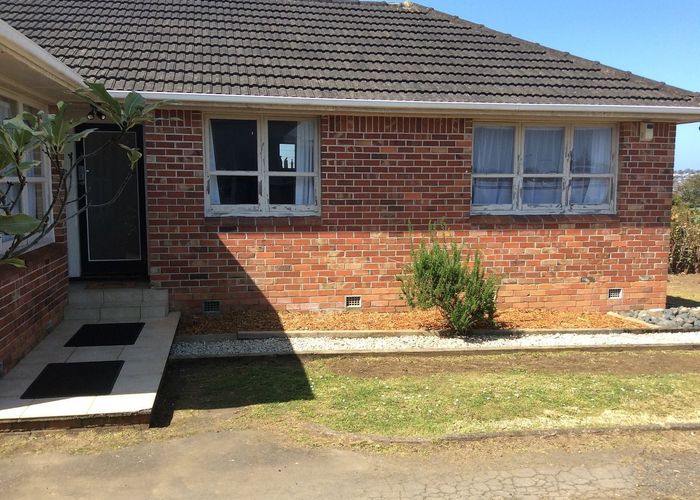  at 10 Andrew Road, Howick, Manukau City, Auckland