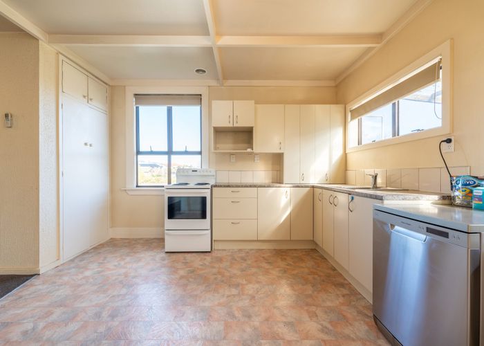  at 72 Avenue Road, West End, Timaru
