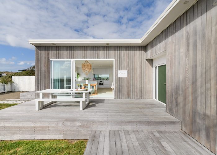  at 21 Ocean Beach Street, Foxton Beach, Foxton