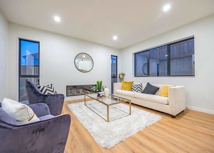  at 20 Lumber Rise, Swanson, Waitakere City, Auckland