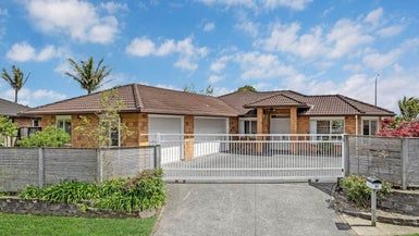  at 30 Summerland Drive, Henderson, Auckland