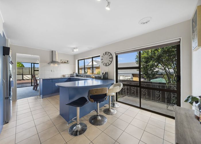  at 21 Rushgreen Avenue, Pahurehure, Papakura, Auckland