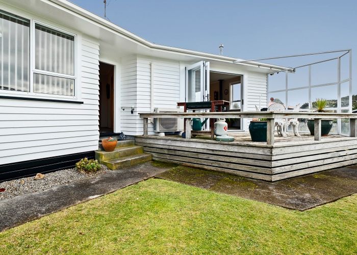  at 6 Eton Place, Spotswood, New Plymouth