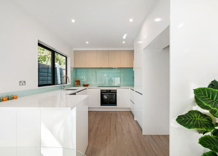  at 6/15 Renata Crescent, Te Atatu Peninsula, Waitakere City, Auckland