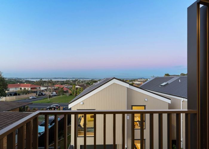  at 10E White Heron Drive, Massey, Waitakere City, Auckland