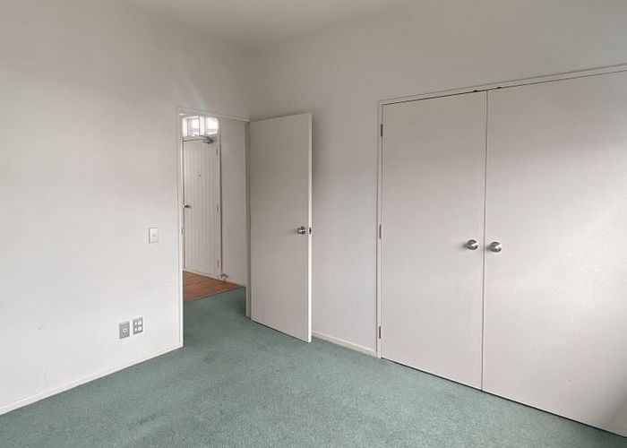  at 140/2 Armoy Drive, East Tamaki, Manukau City, Auckland