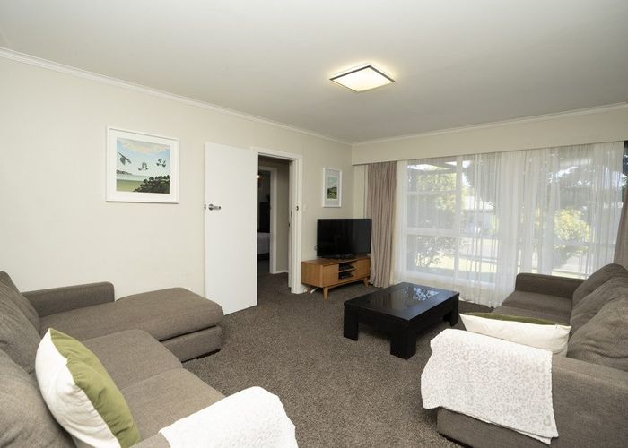  at 9 Gerrand Place, Chedworth, Hamilton