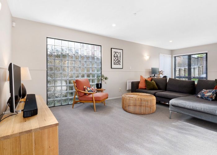  at 2/22 Rarangi Road, Saint Heliers, Auckland City, Auckland