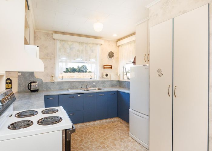  at 10 Dalrymple Place, Marton