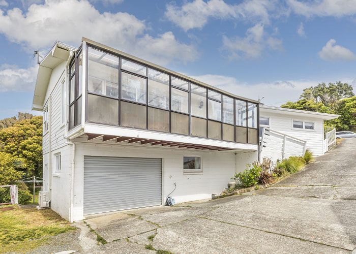  at 9 Blandford Way, Newlands, Wellington