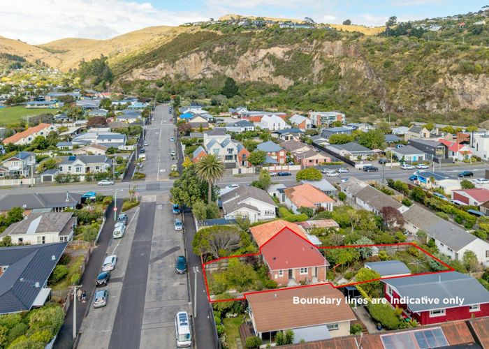  at 10 Stoke Street, Sumner, Christchurch City, Canterbury