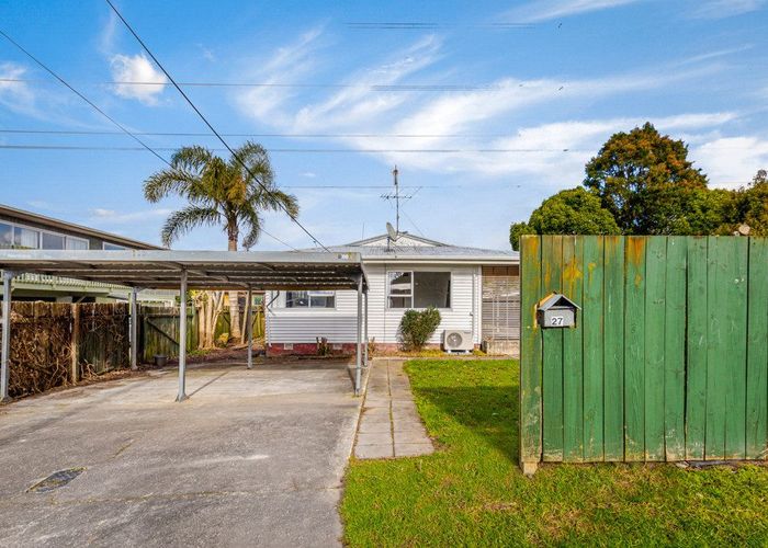  at 27 Huruhuru Road, Massey, Auckland