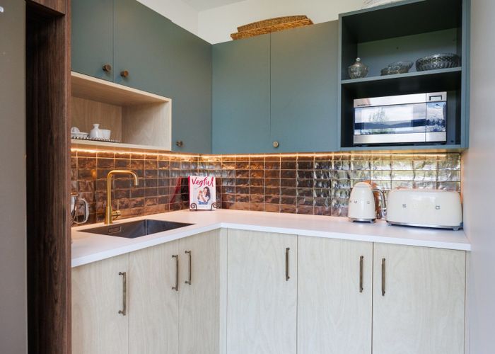  at 4 Castlebridge Lane, Palmerston North