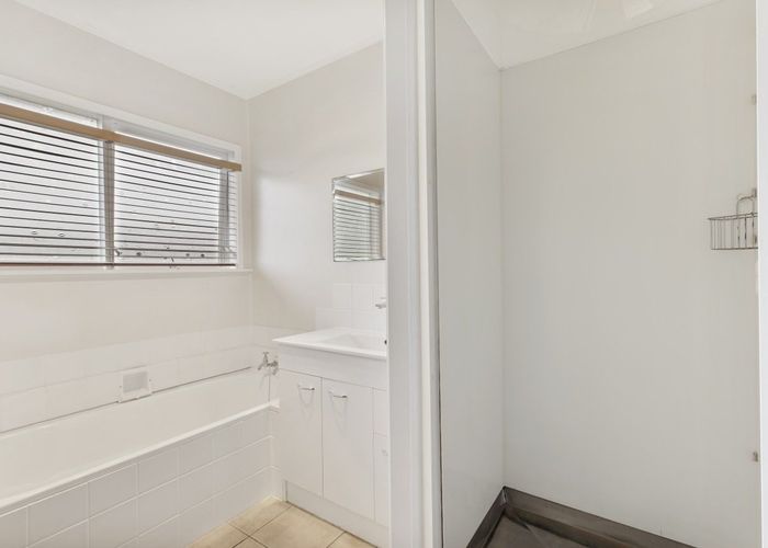  at 1/5 Ashdown Place, Pahurehure, Papakura