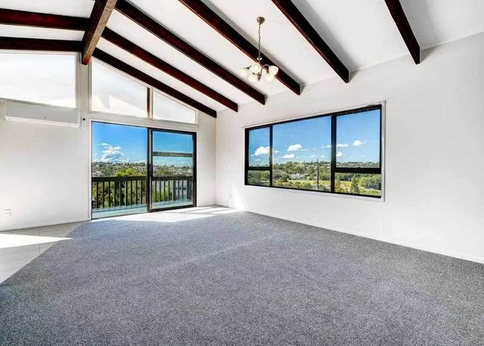  at 29 Noeleen Street, Glenfield, North Shore City, Auckland