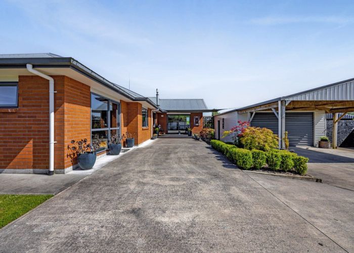  at 851 East Road, Toko, Stratford